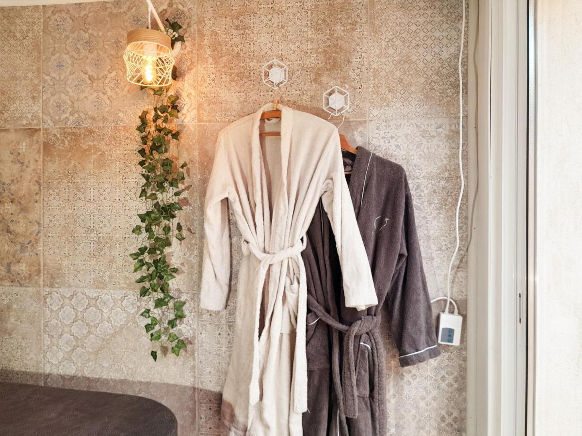 Lux, Chambre Spa Privatif Valenciennes Aulnoy-lez-Valenciennes Exteriér fotografie